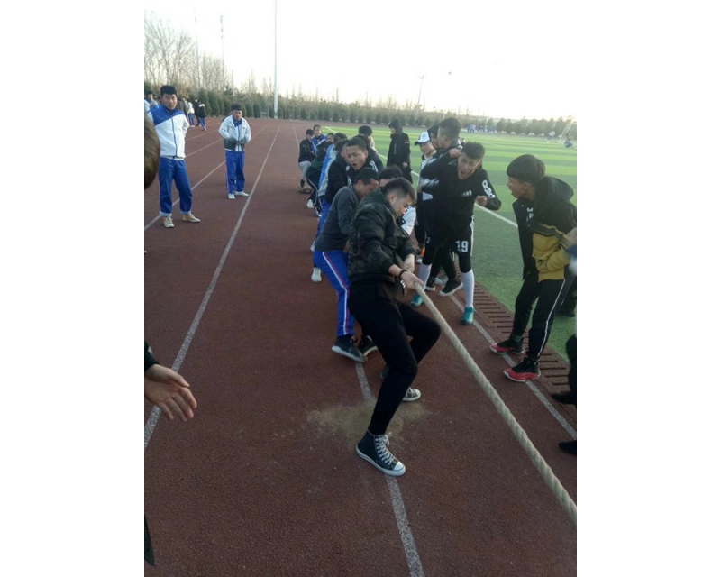 外语系拔河比赛