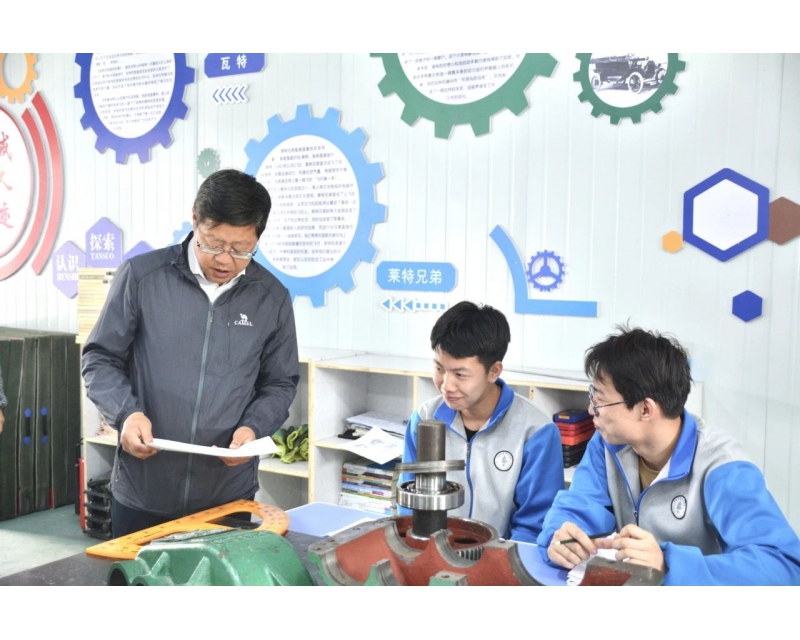 宁夏教育国际交流协会与泰国格乐大学代表团来访我校