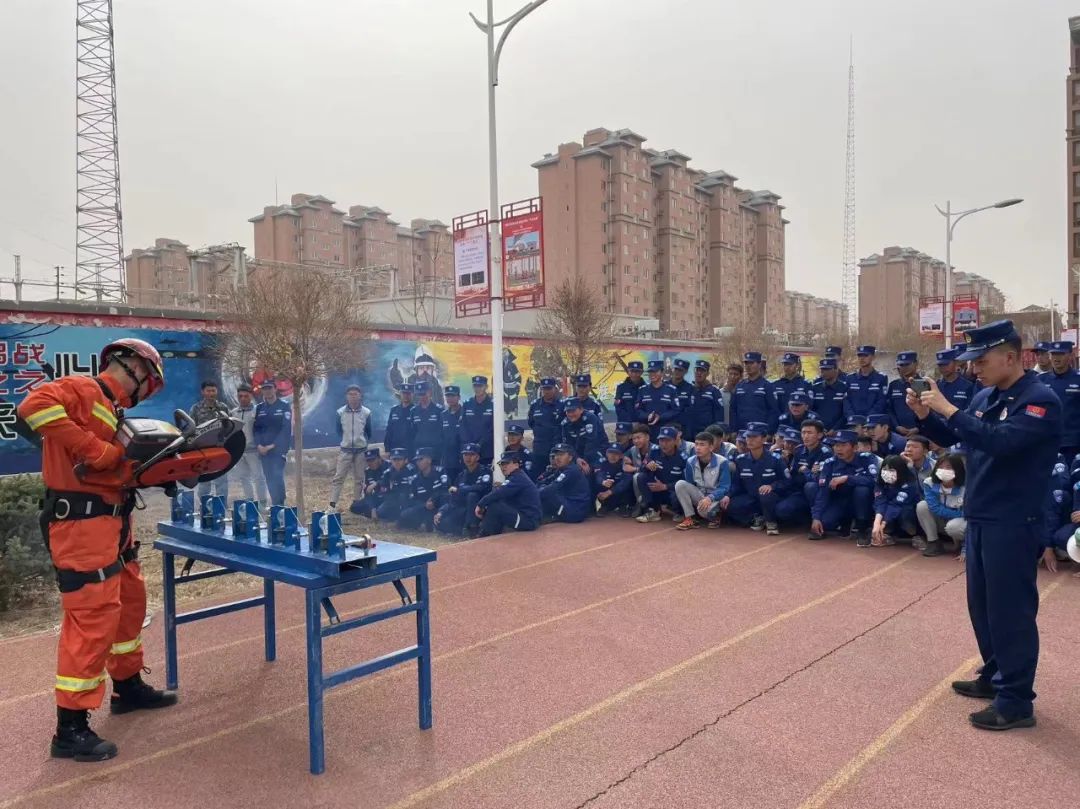 2022级防灾减灾专业学生开展20公里拉练暨永宁消防救援大队观摩学习(图7)