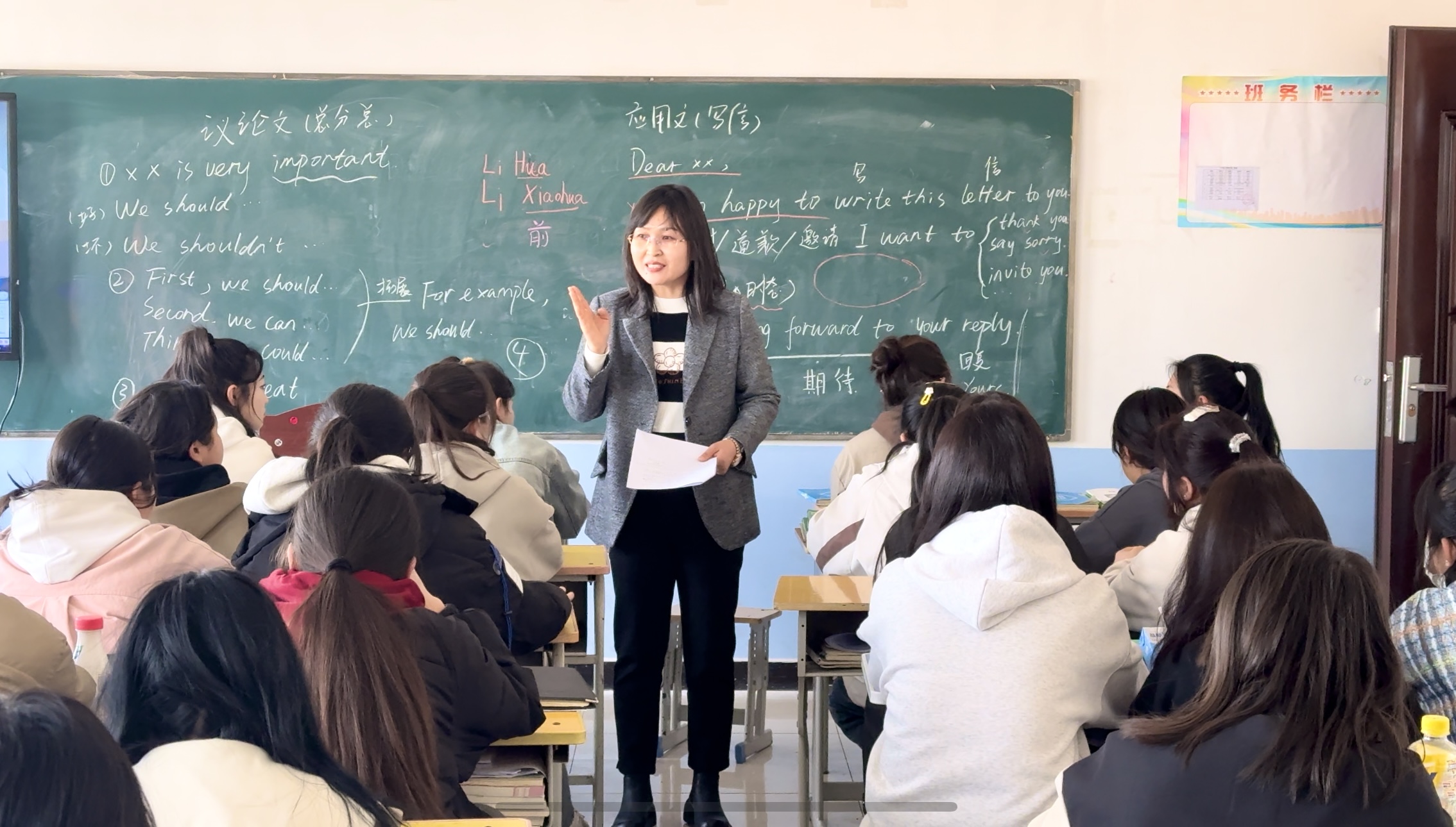 1-2404151A6123K.jpg