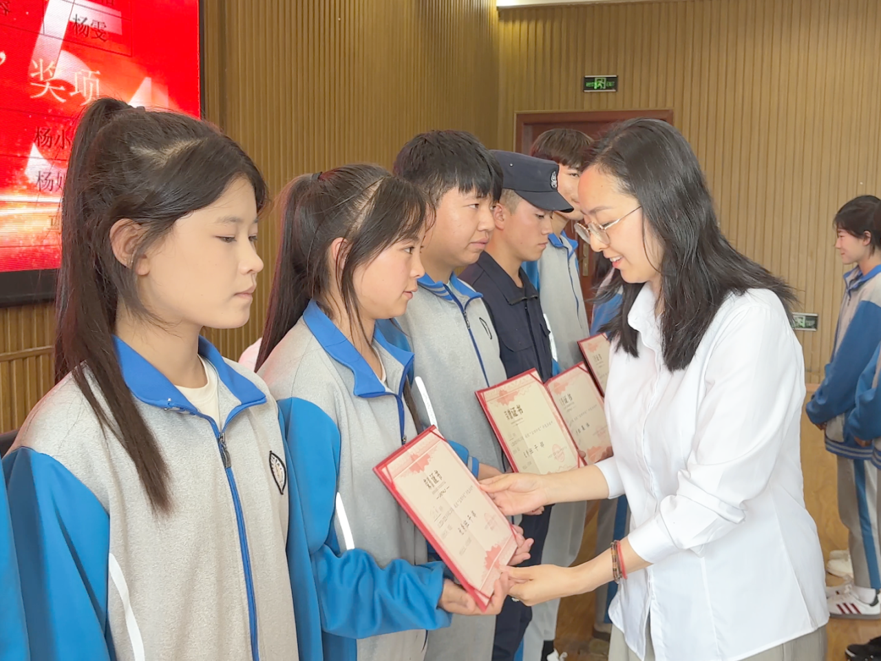 青春向党，榜样领航 | 我校举行“五四”表彰仪式(图4)