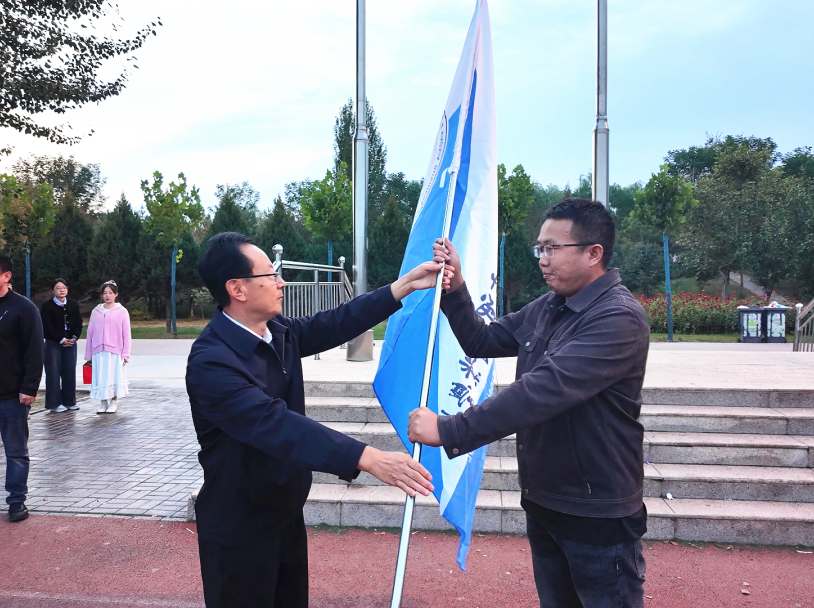 塞上宁商路 行走悟初心 | 我校全体师生开展“行走的思政课”主题活动(图5)