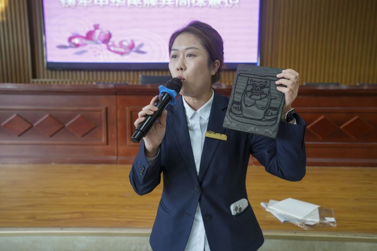 文化传薪火 非遗进校园 | 宁夏图书馆2025“文兴塞上”系列活动走进我校(图11)