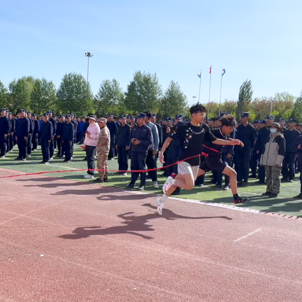 感恩润心 微笑相伴 和乐成长 向赢逐梦丨我校开展四大文化系列主题活动(图27) 1-260623092939361.png