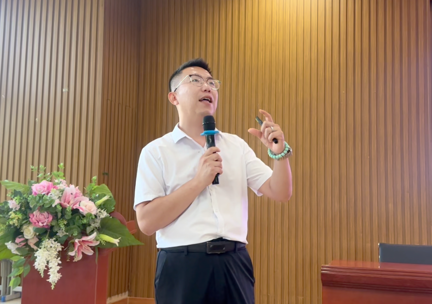 家校同心育桃李 文化赋能助成长丨 我校“感恩共育·四大文化”专题家长会圆满举行(图17) 1-2606230T13D02.png